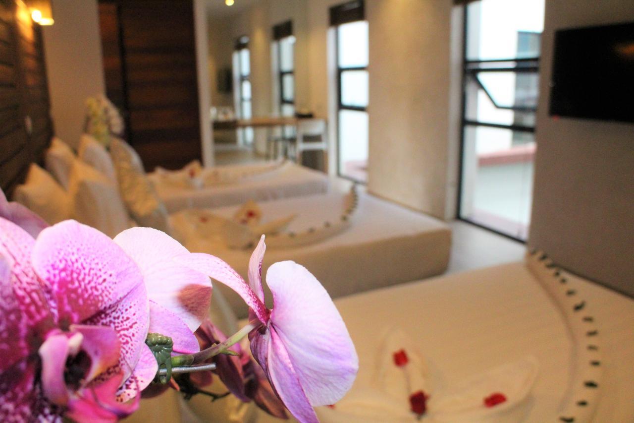De Ninth Boutique Hotel & Spa Phnom Penh Exterior foto